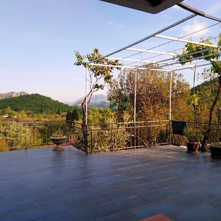 Country House "Lipa" Komarno Virpazar Luaran gambar