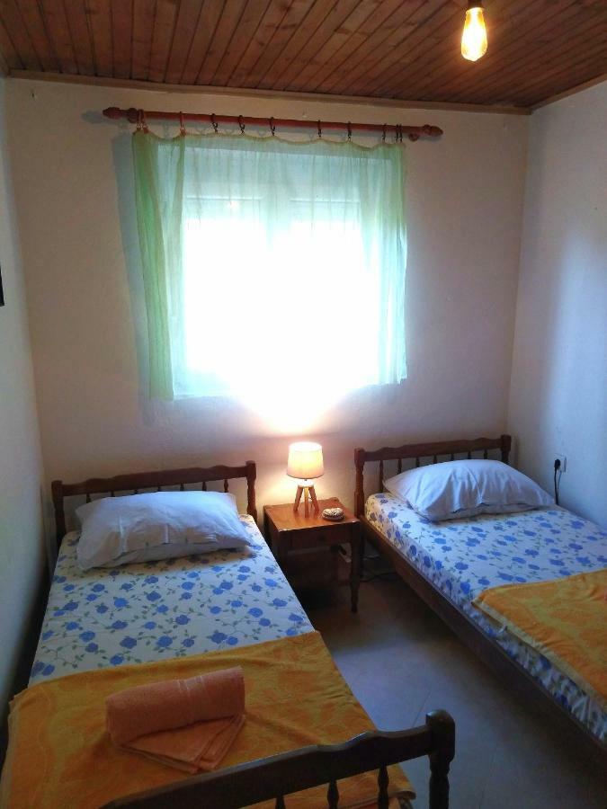 Country House "Lipa" Komarno Virpazar Luaran gambar
